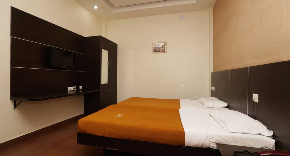 Dhanalakshmi Residency, Pondicherry 5